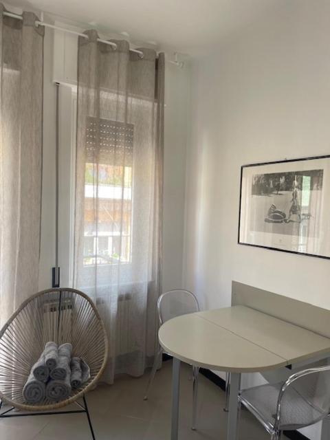 Residence Principi Di Piemonte 阿拉西奥 外观 照片