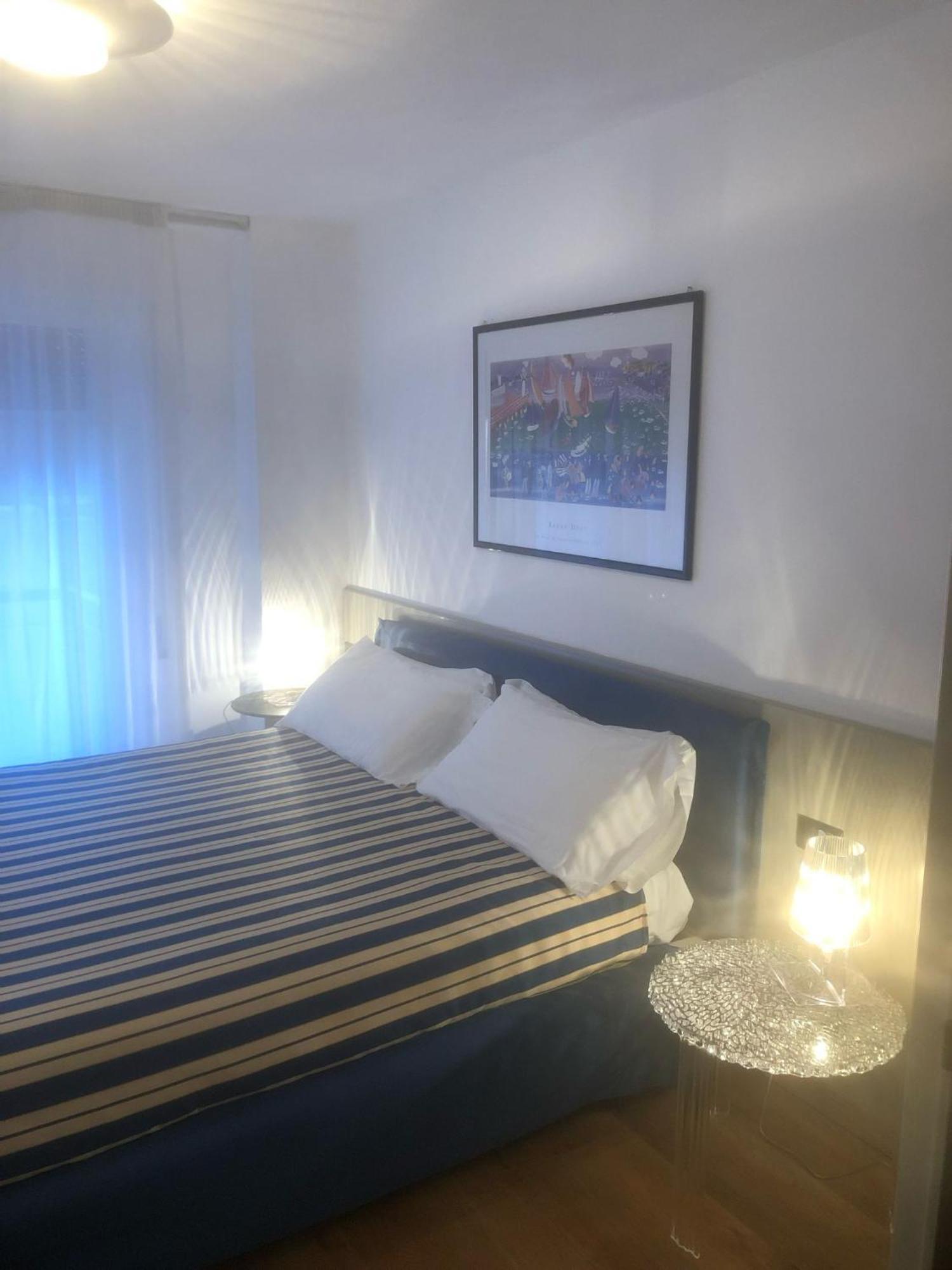 Residence Principi Di Piemonte 阿拉西奥 外观 照片
